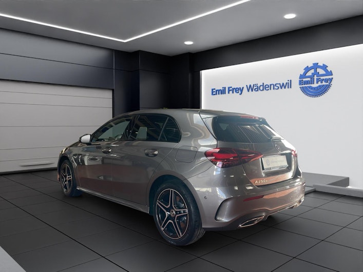 Vehicle image MERCEDES-BENZ A 250