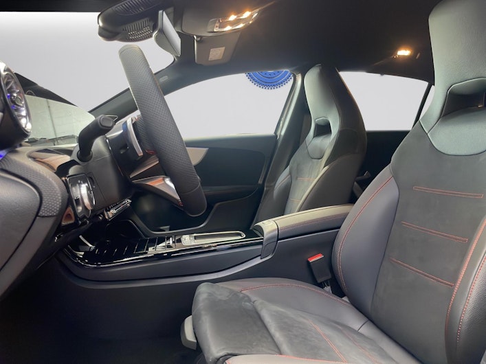 Vehicle image MERCEDES-BENZ A 250