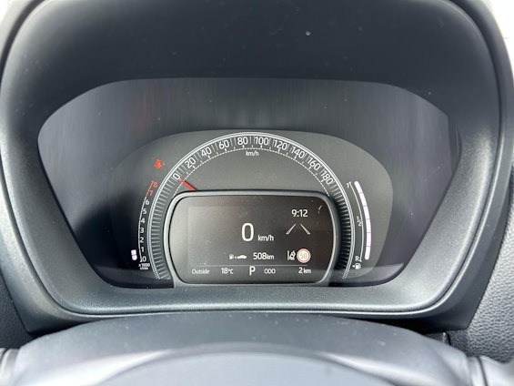 Vehicle image 13