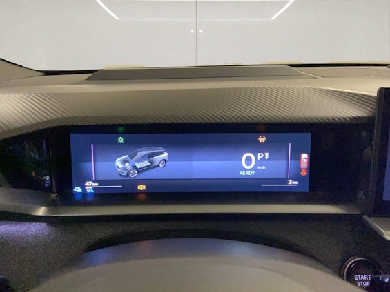 Vehicle image 9 Vehicle image 9