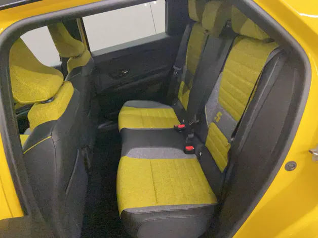Renault 5 E-TECH iconic five
