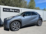 First vehicle image