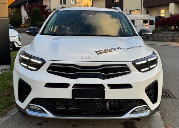 Vehicle image 2 Vehicle image 2