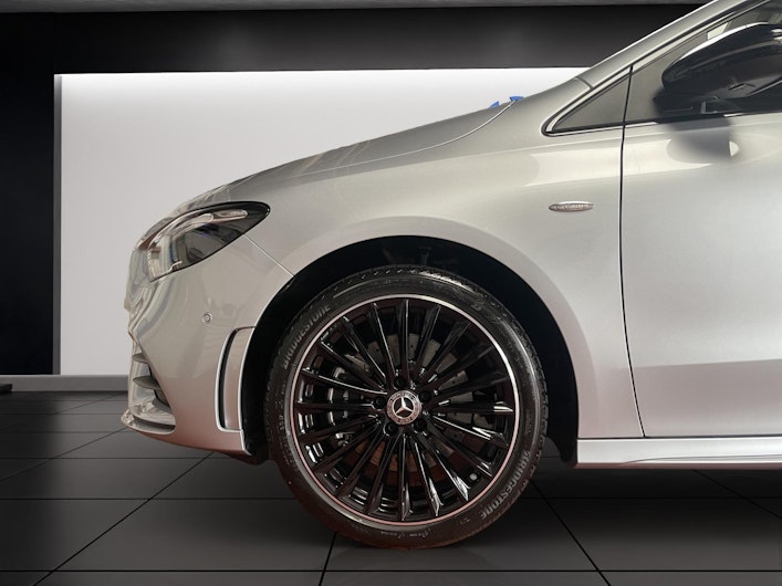 Vehicle image MERCEDES-BENZ B 250