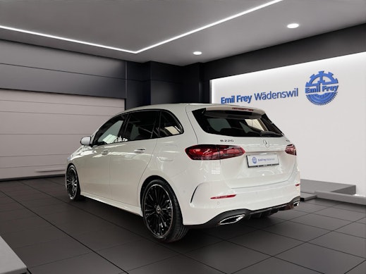 MERCEDES-BENZ B 220 AMG Line 4matic 2