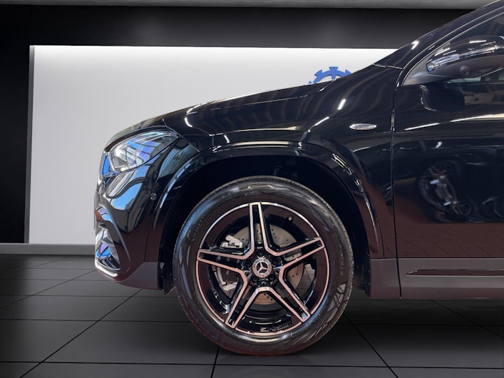 Vehicle image MERCEDES-BENZ GLA 250