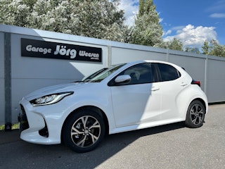 Vehicle image TOYOTA YARIS 0