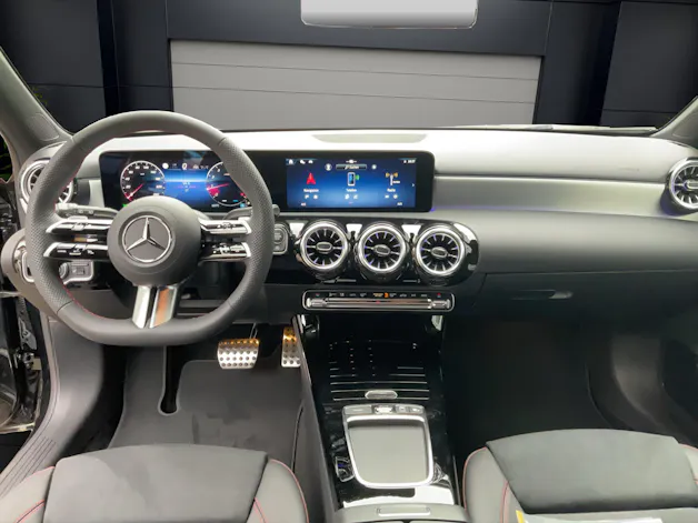 Mercedes-Benz A 200 Night Star AMG Line