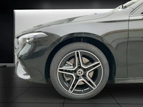 Fahrzeugbild MERCEDES-BENZ A 250 e EQ Star AMG Line