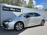 First vehicle image
