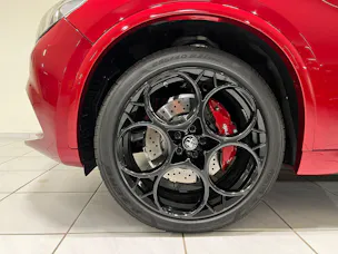 Alfa Romeo Stelvio 2.9 V6 Biturbo Q4 Quadrifoglio