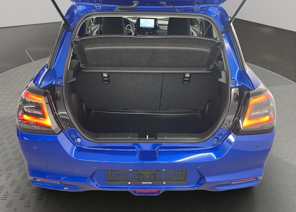 Vehicle image 3 Vehicle image 3