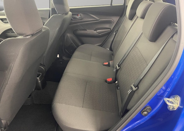 Vehicle image 5 Vehicle image 5