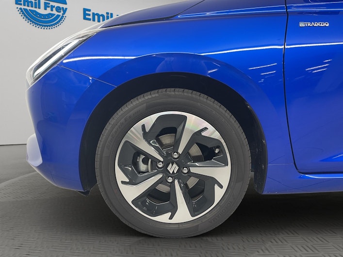 Vehicle image SUZUKI SWIFT