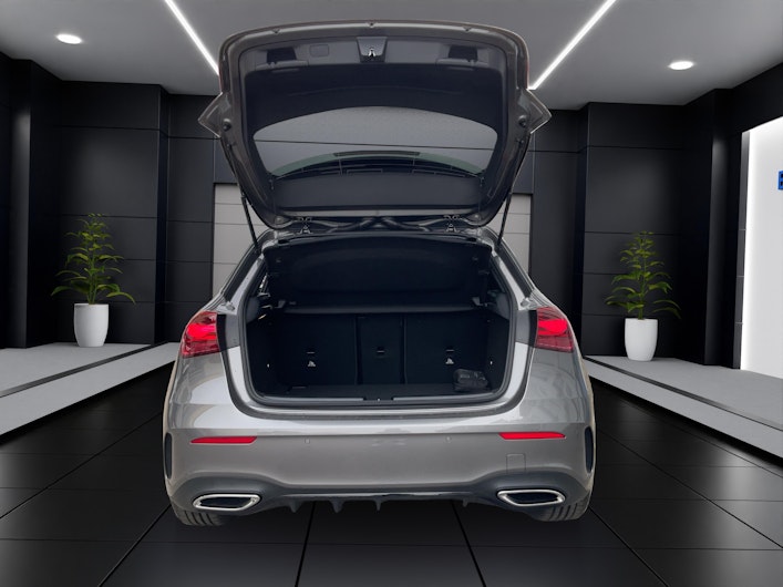 Vehicle image MERCEDES-BENZ A 200