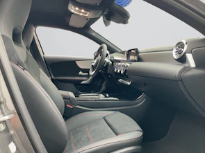 immagine del veicolo MERCEDES-BENZ A 200 Night Star AMG Line