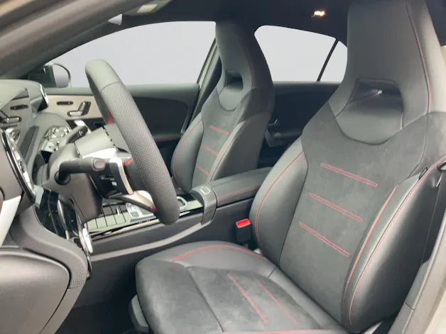 Mercedes-Benz A 200 Night Star AMG Line