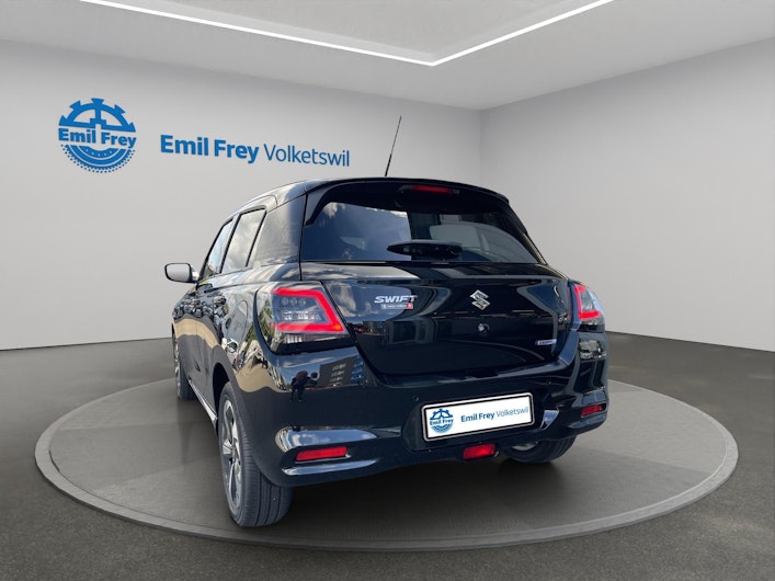 Vehicle image SUZUKI SWIFT