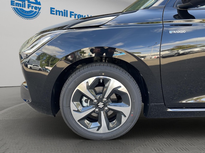 Vehicle image SUZUKI SWIFT