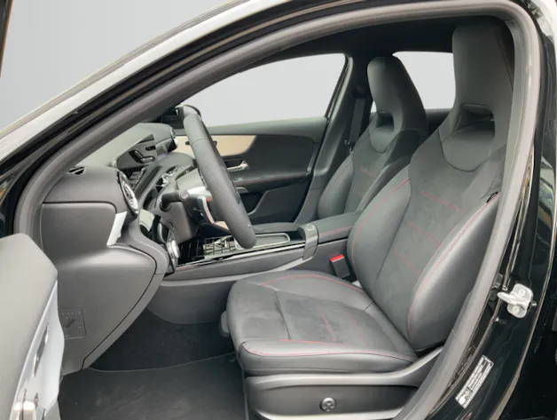 Mercedes-Benz A 200 Night Star AMG Line