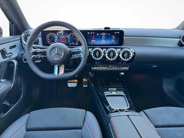 Mercedes-Benz A 250 e EQ Star AMG Line