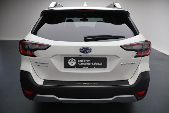 SUBARU Outback 2.5i 30th Anniversary Edition 2
