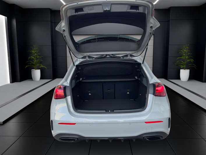 Vehicle image MERCEDES-BENZ A 200