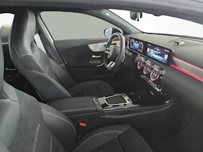 Fahrzeugbild MERCEDES-BENZ A 250 e EQ Star AMG Line