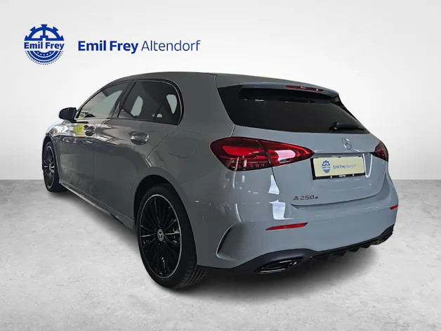 Mercedes-Benz A 250 e EQ Star AMG Line