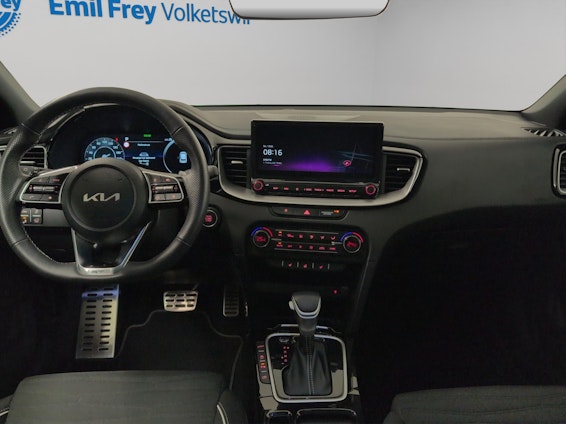 Vehicle image 4 Vehicle image 4