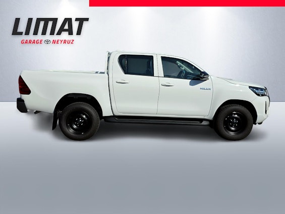 Vehicle image 6 Vehicle image 6