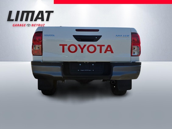 Vehicle image 3 Vehicle image 3