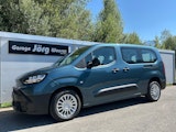 First vehicle image