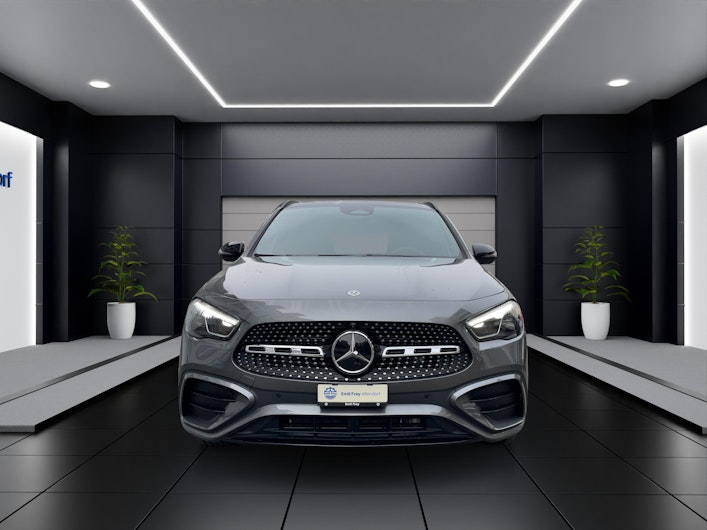 Vehicle image MERCEDES-BENZ GLA 200