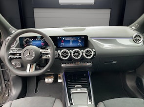 Vehicle image MERCEDES-BENZ GLA 200 Night Star AMG Line