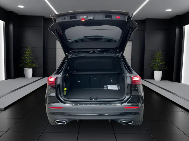 Mercedes-Benz GLA 250 4MATIC Swiss Star AMG Line