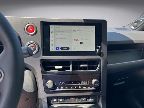 Vehicle image 13 Vehicle image 13