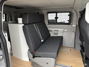 Ford Transit C Nugget 320 L1 2.0 EcoBlue 150 Titanium