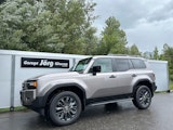First vehicle image