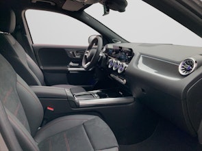 Vehicle image MERCEDES-BENZ GLA 200 Night Star AMG Line