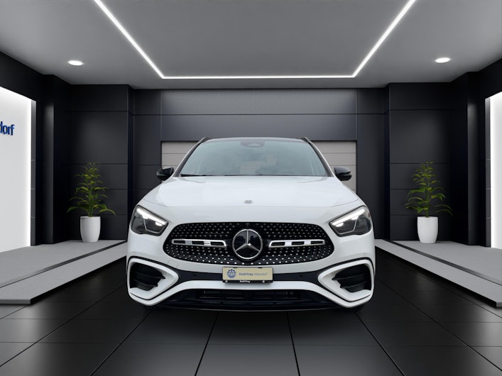 Vehicle image MERCEDES-BENZ GLA 250