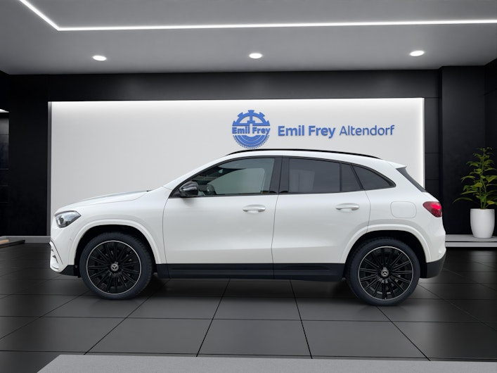 Vehicle image MERCEDES-BENZ GLA 250