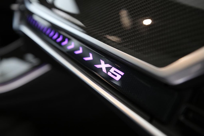 Vehicle image BMW X5