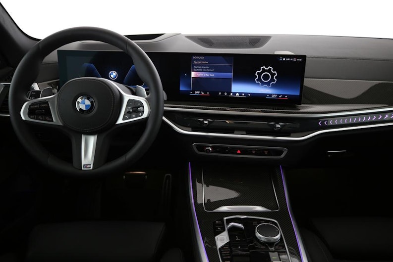 Vehicle image BMW X5