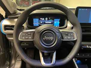 Jeep Avenger Summit