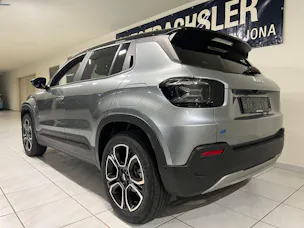 Jeep Avenger Summit