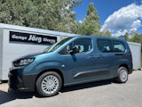 First vehicle image