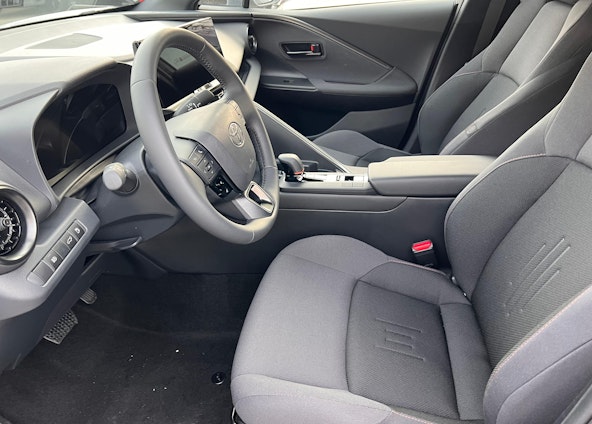 Vehicle image 8 Vehicle image 8