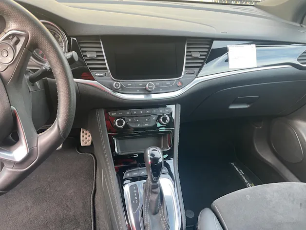 Opel Astra 1.6 T eTEC OPC Line S/S