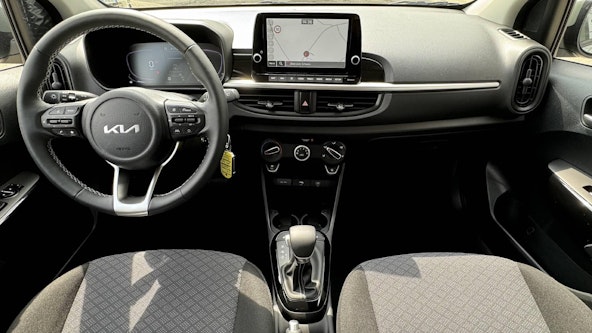 Vehicle image 4 Vehicle image 4